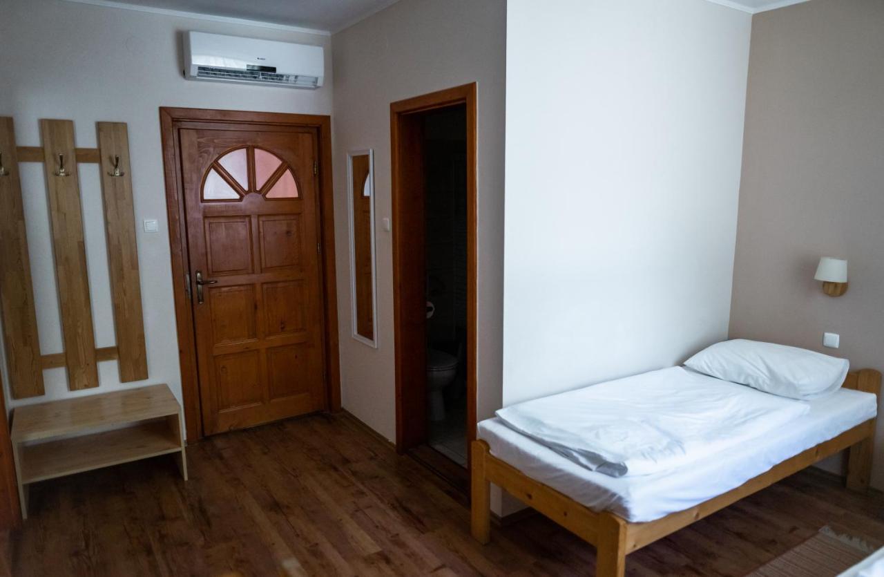 Anna Panzio Hotel Dunavarsany Luaran gambar